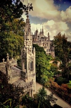 
                    
                        Quinta da Regaleira - Sintra, Portugal
                    
                