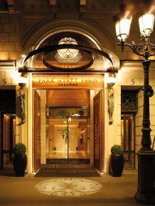 
                    
                        Park Hyatt Paris Vendôme, winner of the Fodor's 100 Hotel Awards for the Trusted Brand category #travel
                    
                