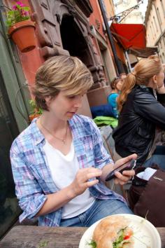 Travel Smart with Your Smartphone | Rick Steves' Europe | ricksteves.com