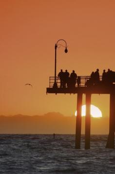 
                    
                        0ce4n-g0d: “ Santa Monica Sunset by Greg McLemore ”
                    
                