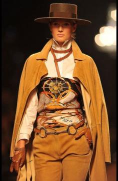 
                    
                        Fashion.Hermes
                    
                