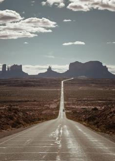 Monument Valley, Tribal Park, Arizona, United States.