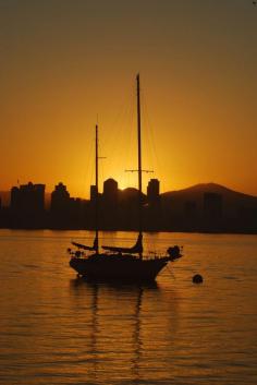 
                        
                            Downtown San Diego Sunrise
                        
                    