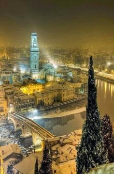 
                    
                        Verona, Italia.
                    
                