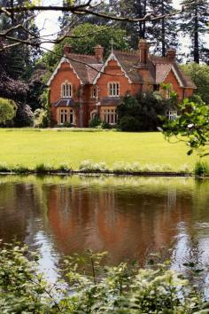 
                    
                        Windsor Great Park, Berkshire / England
                    
                