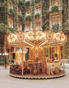 
                    
                        hotel athenee, paris
                    
                