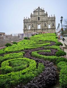 
                    
                        Macau gardens
                    
                