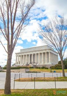 
                    
                        Abraham Lincoln Memorial - Washington DC
                    
                