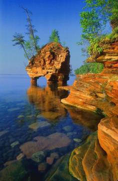 
                    
                        apostle islands, wisconsin.
                    
                