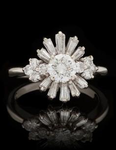 
                    
                        Estate Diamond Ring
                    
                