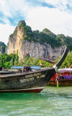 
                    
                        Railay: Thailand's most dramatic scenery. Excellent destination for adventurers.
                    
                