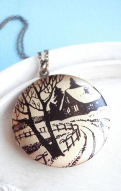 
                    
                        Winter Scene Locket Necklace Avonlea
                    
                