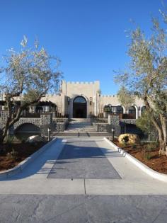 
                    
                        Rob Murray Vineyards' Tooth & Nail Winery in Paso Robles by Donnetta Murray
                    
                