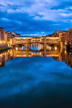 
                    
                        Ponte vecchio Bridge:
                    
                