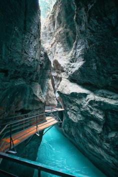 
                    
                        Canyon Walk, Aare Gorge; Switzerland photo by vlad
                    
                