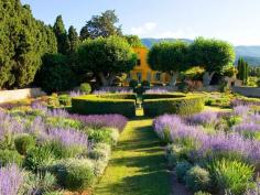 
                    
                        Pavillon de Galon, Provence, France
                    
                