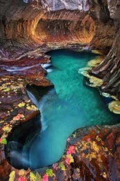 
                    
                        ZION NATIONAL PARK, UTAH
                    
                