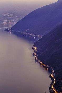 
                    
                        Road to Como, Italy.
                    
                