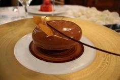 
                    
                        Four Seasons George V Paris, Le Cinq Restaurant Review - WORLD OF WANDERLUST
                    
                