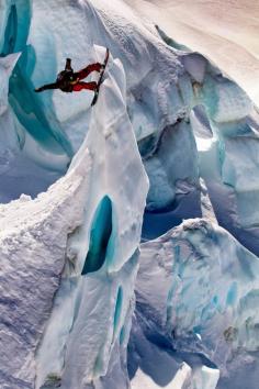 
                    
                        Glacier boarding
                    
                