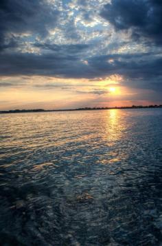 
                    
                        Lake Ray Hubbard - Texas - USA (von jayRaz)
                    
                