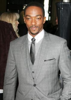 
                    
                        anthony-mackie-premiere-gangster-squad-01.jpg (JPEG Image, 717 × 1000 pixels) - Scaled (93%)
                    
                