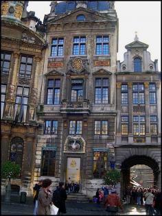 
                    
                        Grande Place, Brussels, Belgium.
                    
                