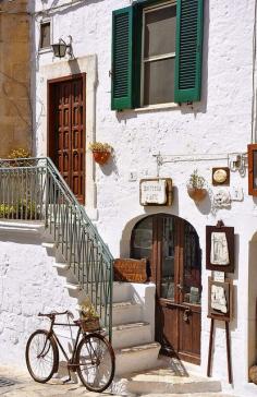 
                    
                        Ostuni - Vicoli. ITALY.
                    
                