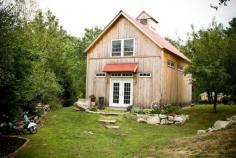 
                    
                        Robin's Gorgeously Green Artist Barn
                    
                