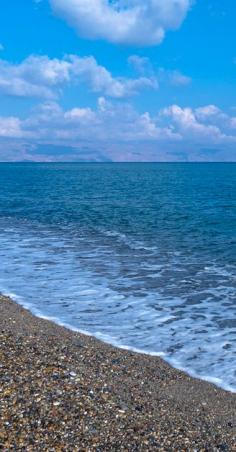 
                    
                        Blue waters in Maleme
                    
                