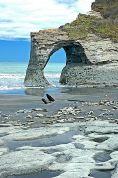 
                    
                        Taranaki - Whitecliffs Walkway 2 | Flickr - Photo Sharing!
                    
                