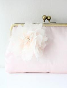 
                    
                        CECILIA SILK CLUTCH {more colours}
                    
                