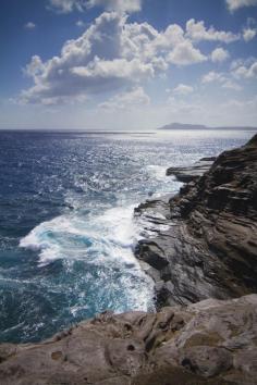 
                    
                        Looking across Maunalua Bay, Oahu | Hawaii (by banzainetsurfer)
                    
                