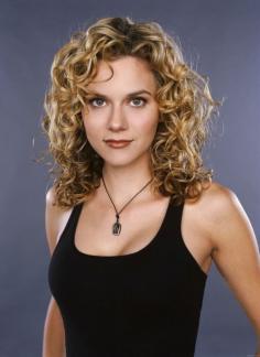 
                    
                        hilarie burton
                    
                