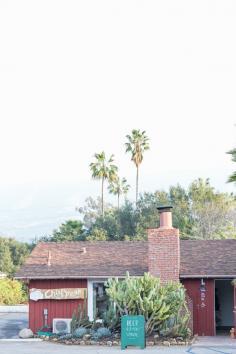 
                    
                        Charming Travels: What to do in Ojai
                    
                