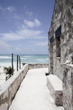 
                    
                        Stunning beach in Tulum, Mexico
                    
                