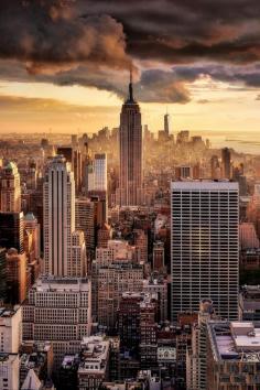 
                    
                        sublim-ature: “Manhattan, New York Jesús M. García ”
                    
                