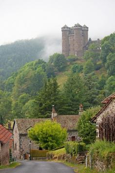 
                    
                        Château d’Anjony, Auvergne, France by Jelle Drok on Flickr.
                    
                