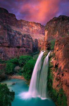 
                    
                        Havasu Falls, Grand Canyon, Arizona
                    
                