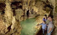 
                    
                        NATURAL BRIDGE CAVERNS -- Visit San Antonio, Texas | Explore San Antonio Things to Do, Attractions, Events, River Walk & More
                    
                