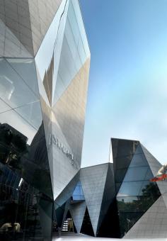 
                    
                        Starhill Gallery | SPARK; Photo: Lin Ho/Tim Nolan | Archinect
                    
                