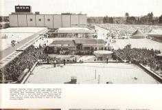 
                    
                        The opening of Chadstone Shopping Centre, 1960
                    
                