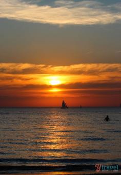 
                    
                        Sunset at St Kilda Beach, Melbourne, Australia
                    
                