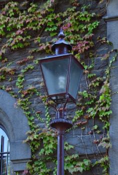 
                    
                        Gas Street Lamp: Victoria Barracks, St Kilda Rd, Melbourne, 2013.
                    
                