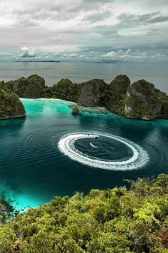 
                    
                        Beautiful Raja Ampat Islands, Indonesia
                    
                