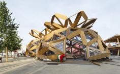 
                    
                        Copagri Pavilion ‘Love IT’ for Expo Milano 2015 | Miralles Tagliabue EMBT; Photo by Marcela Grassi | Archinect
                    
                