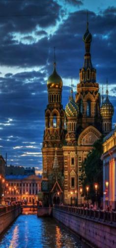 
                    
                        The Light in the Night |  The historic center of St. Petersburg, since 1990 included in the UNESCO list of World Heritage Sites, contains inside many buildings, monuments and museums, famous throughout the world |  Church of the Savior on Spilled Blood, Russia | by Pasquale Di Pilato
                    
                