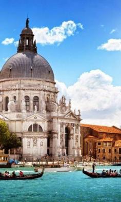 
                    
                        Venice, Italy – Ponte dell Accademia
                    
                