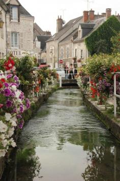 
                    
                        Loire Valley, France
                    
                