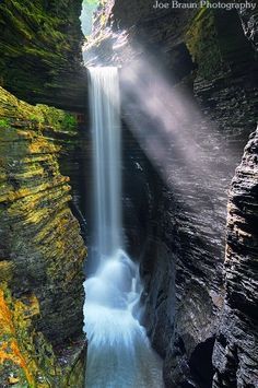 
                    
                        Cavern Cascade. - Finger Lakes, Upstate, New York
                    
                